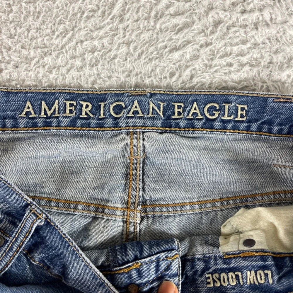 American Eagle Low Loose Mens Jeans 38x30 Medium Wash Blue Denim Relaxed Fit